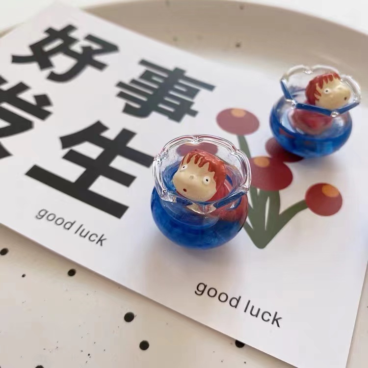 Studio Ghi bli Fish Tank Refri - đánh giá và giá Home Decor Resin